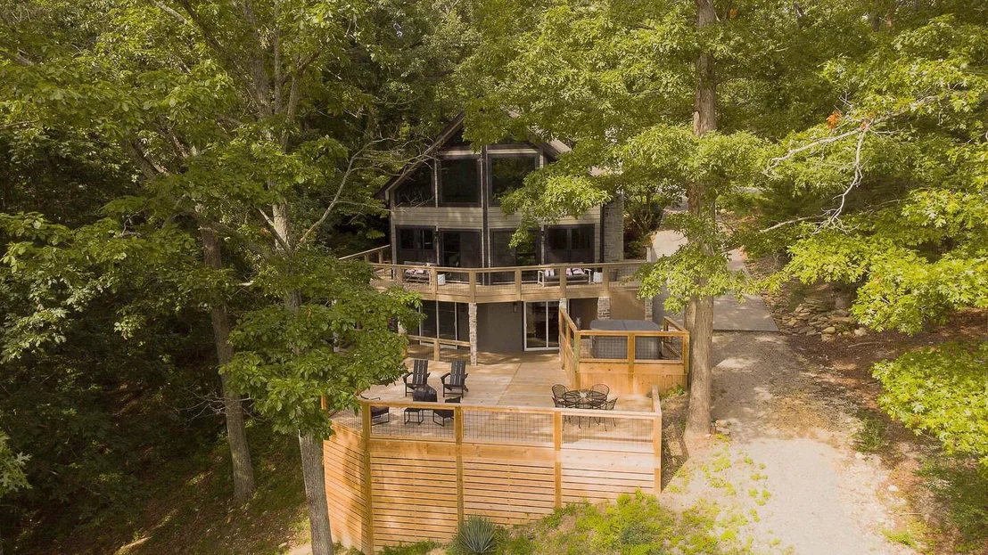 Photo of 1572 Lodge Road