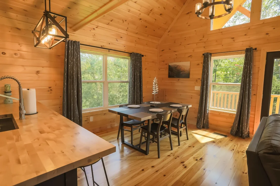 Photo of 3453 Valley View Road