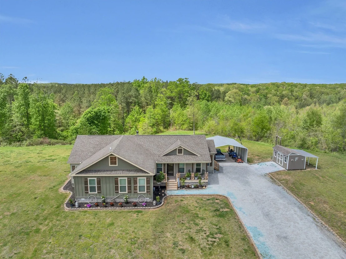 Photo of 520 Young Rd