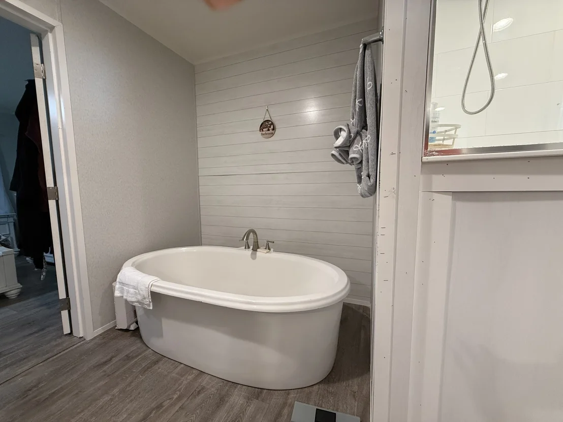 Photo of 443 Cole Dr