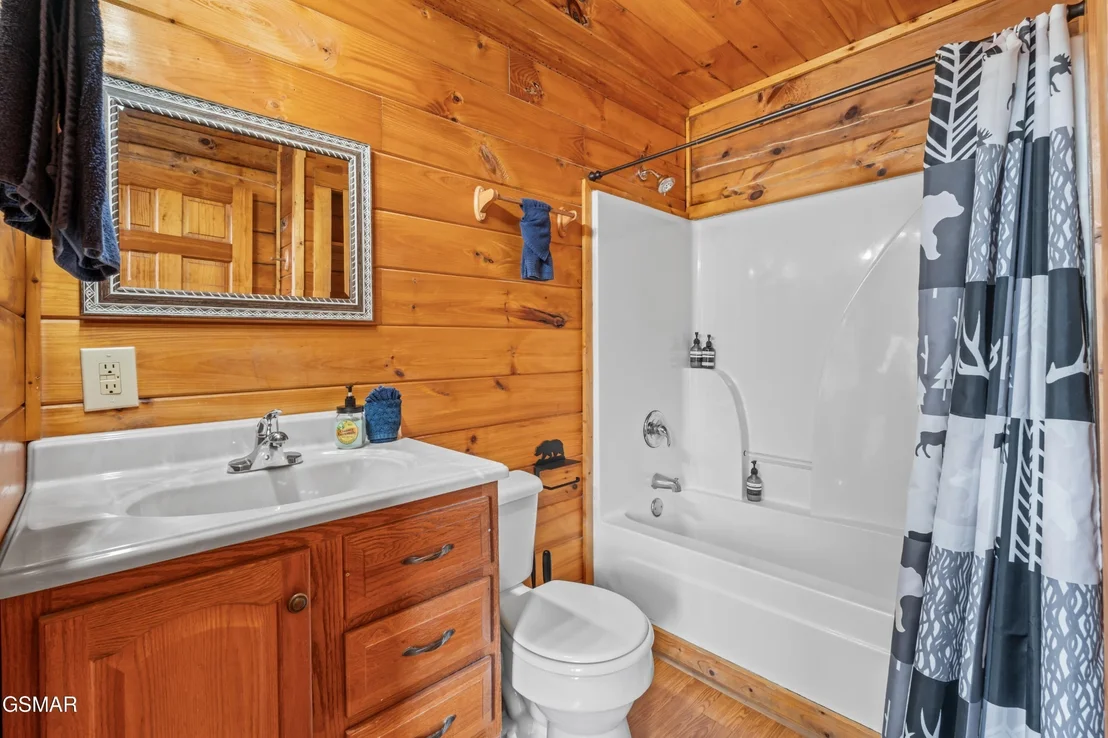 Photo of 513 Hideaway Ridge Circle