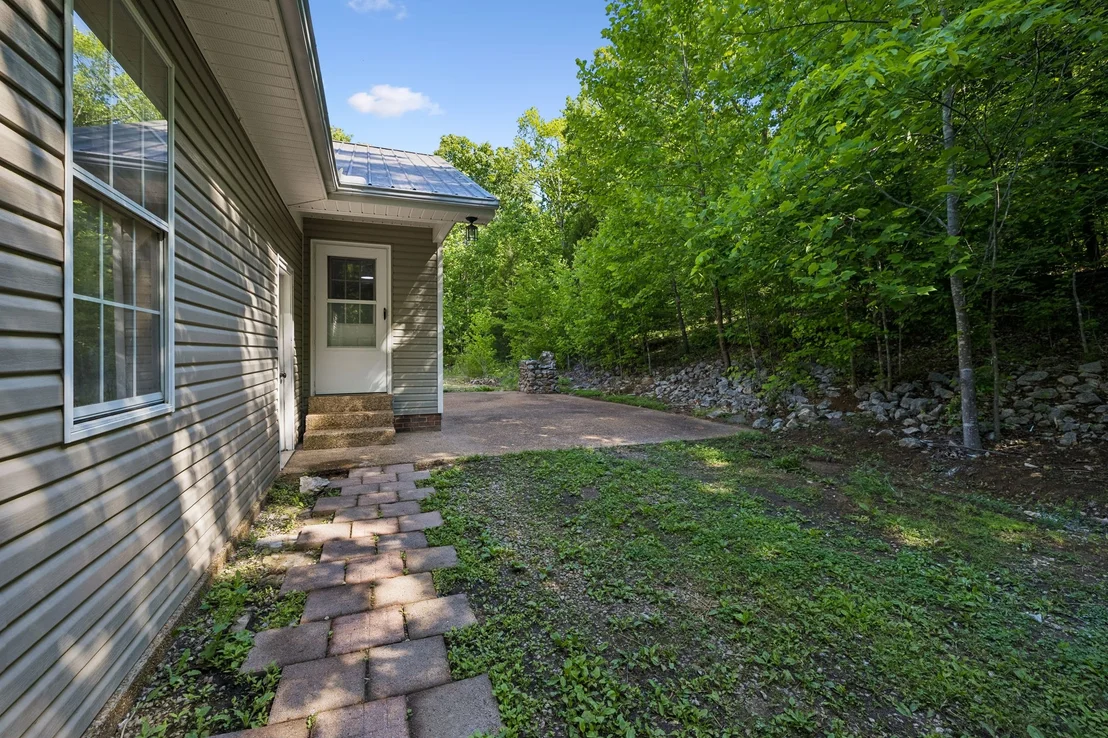 Photo of 619 Longbranch Rd