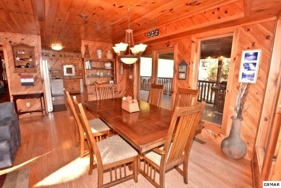 Photo of 2770 Overholt Trail
