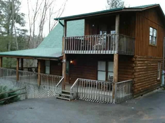 Photo of 733 SKI VIEW Lane