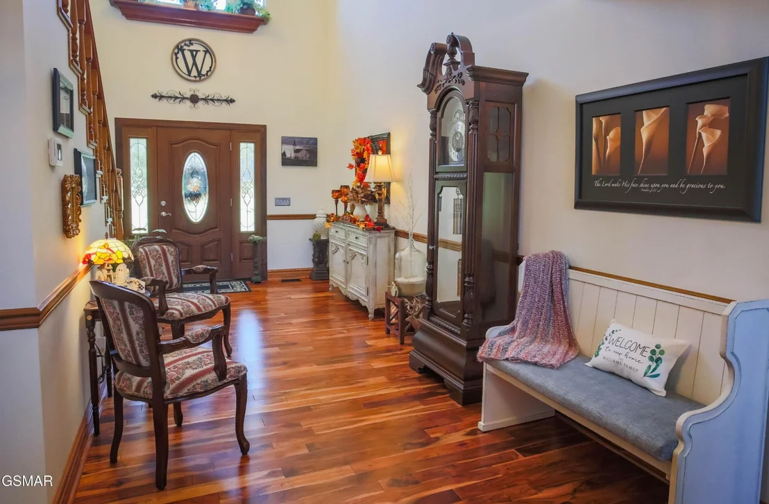 Photo of 3450 Valley View Road