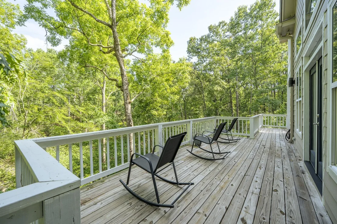 Photo of 120 KNOTTY OAKS TRL