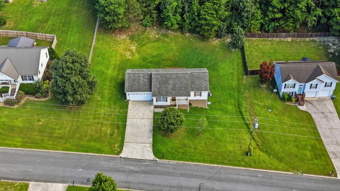 Photo of 205 Pinewood Drive