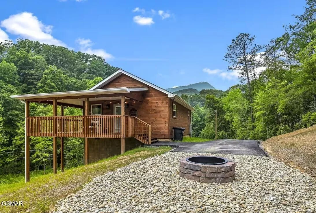 Photo of 2103 Bluff Ridge Road