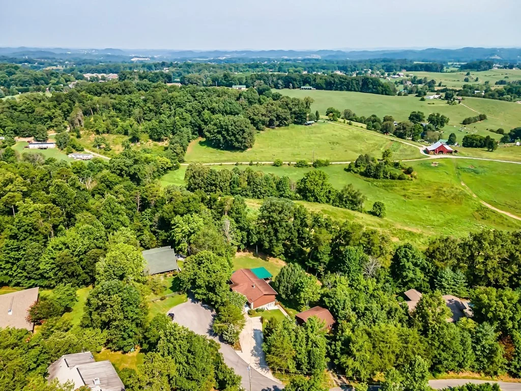 Photo of 1530 Madron