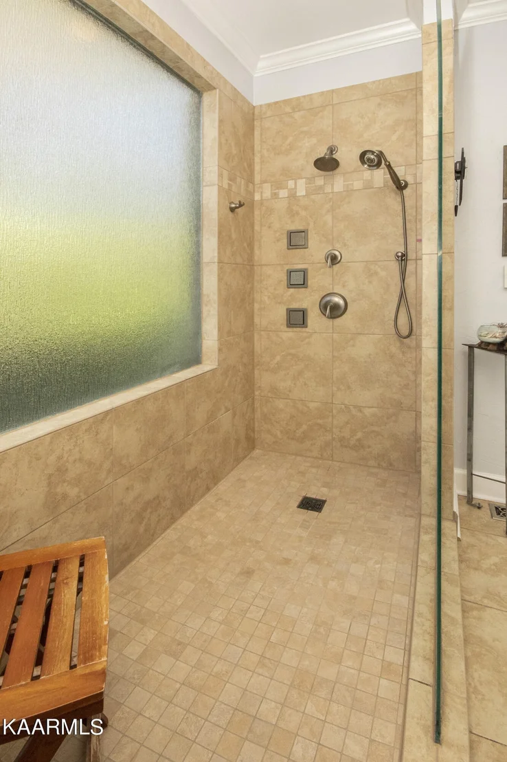 Photo of 845 Bennett Place