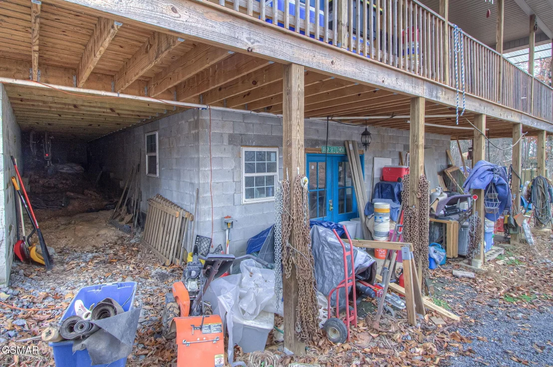 Photo of 3875 Poplar Lane