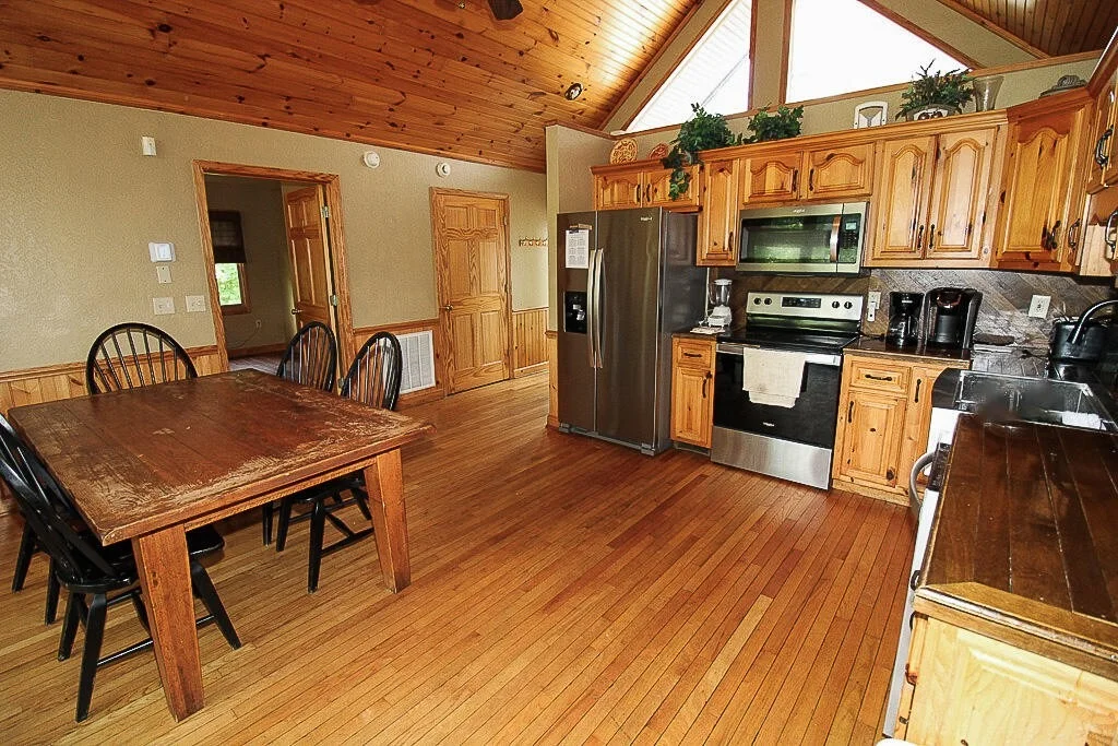 Photo of 443 Loop Road