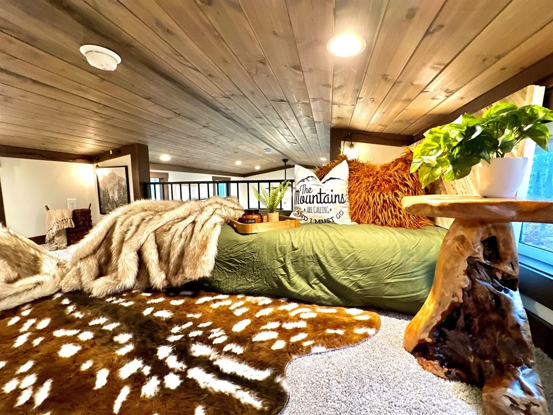 Photo of 32 Mossy Rock Ln