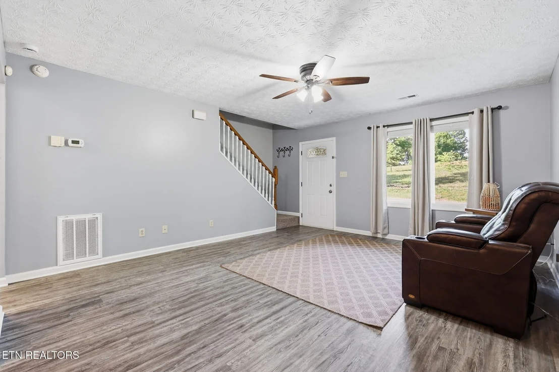Photo of 5516 W Emory Rd