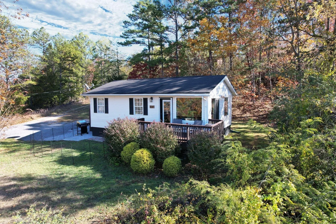 Photo of 7047 Luther Trail