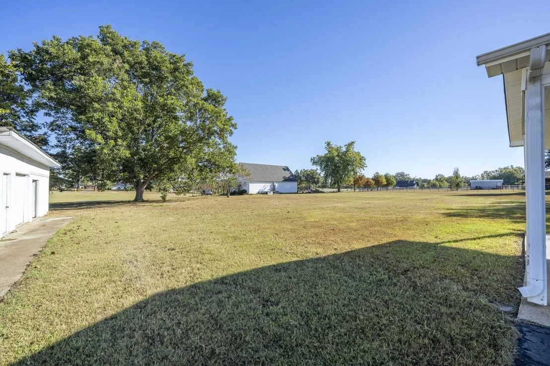 Photo of 160 DOVE DR