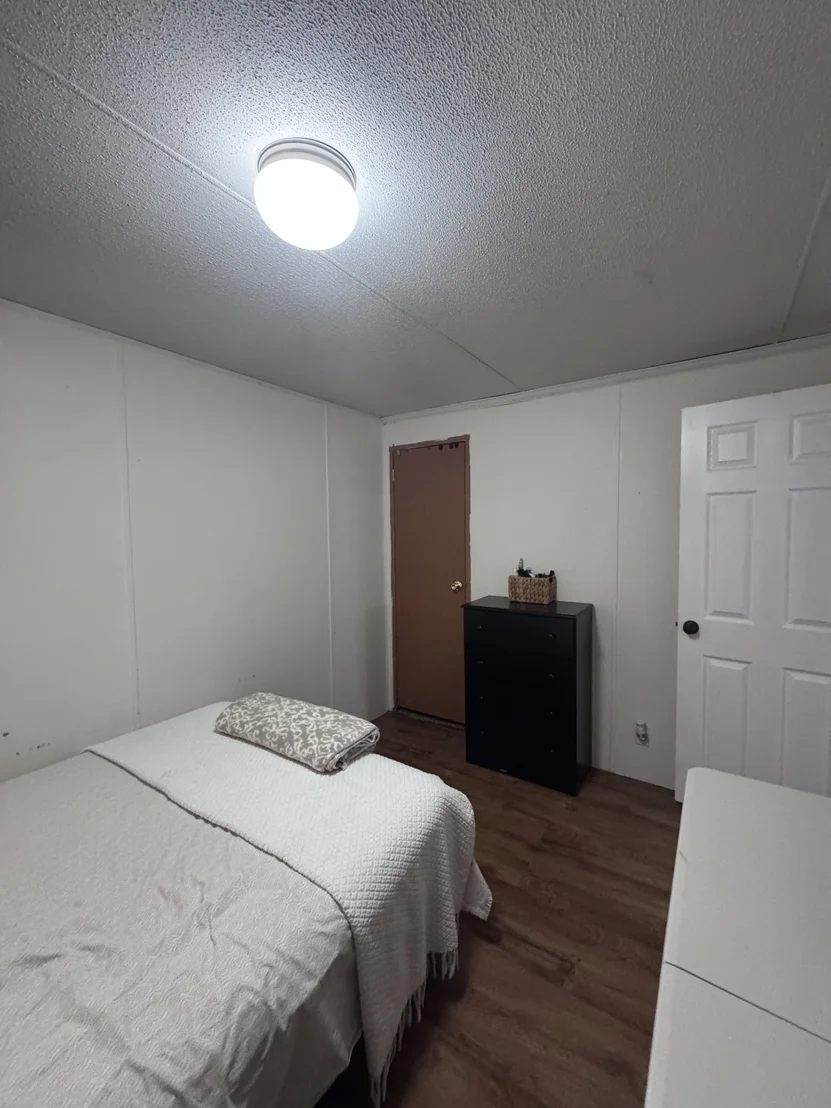Photo of 2205 Carmichael Rd