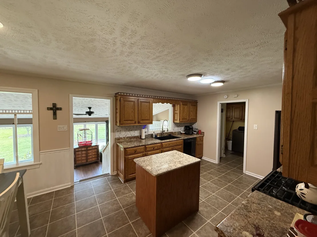 Photo of 280 Saint Rd
