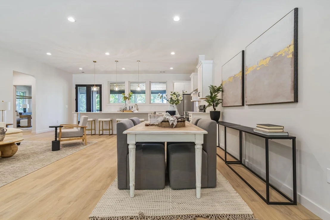 Photo of 824 Valley View Drive