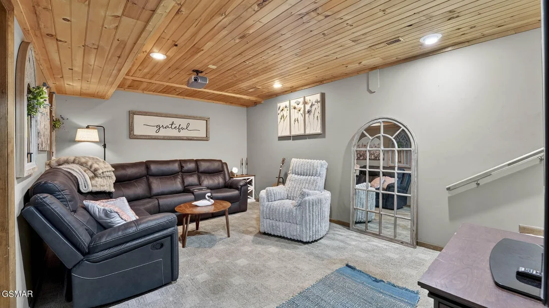 Photo of 1214 Cherokee Circle Drive