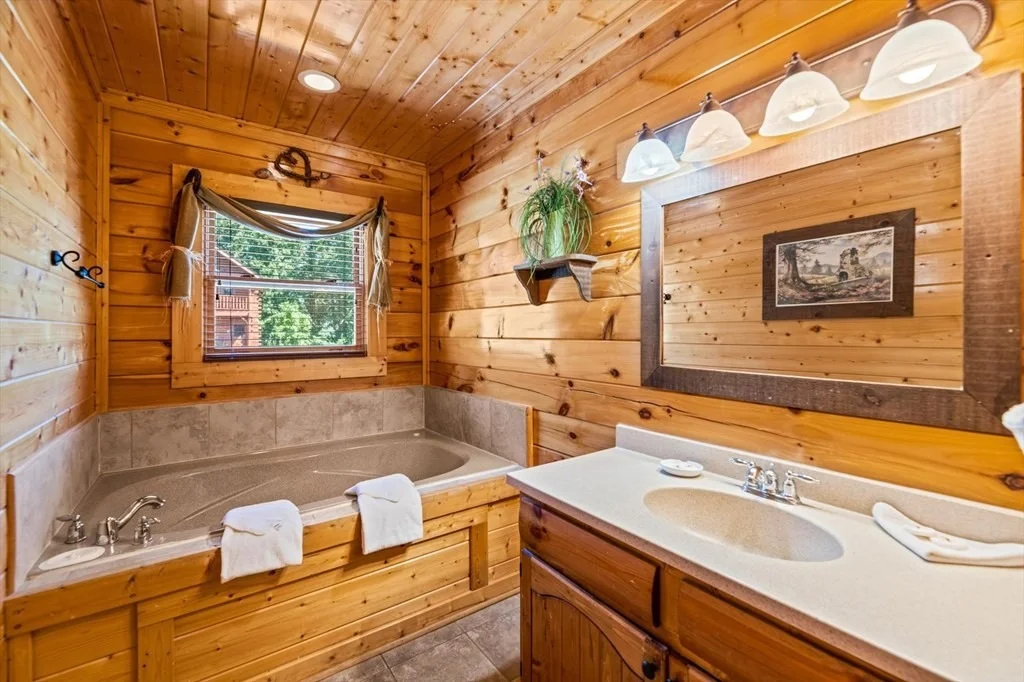 Photo of 2736 Mountain Preserve Drive