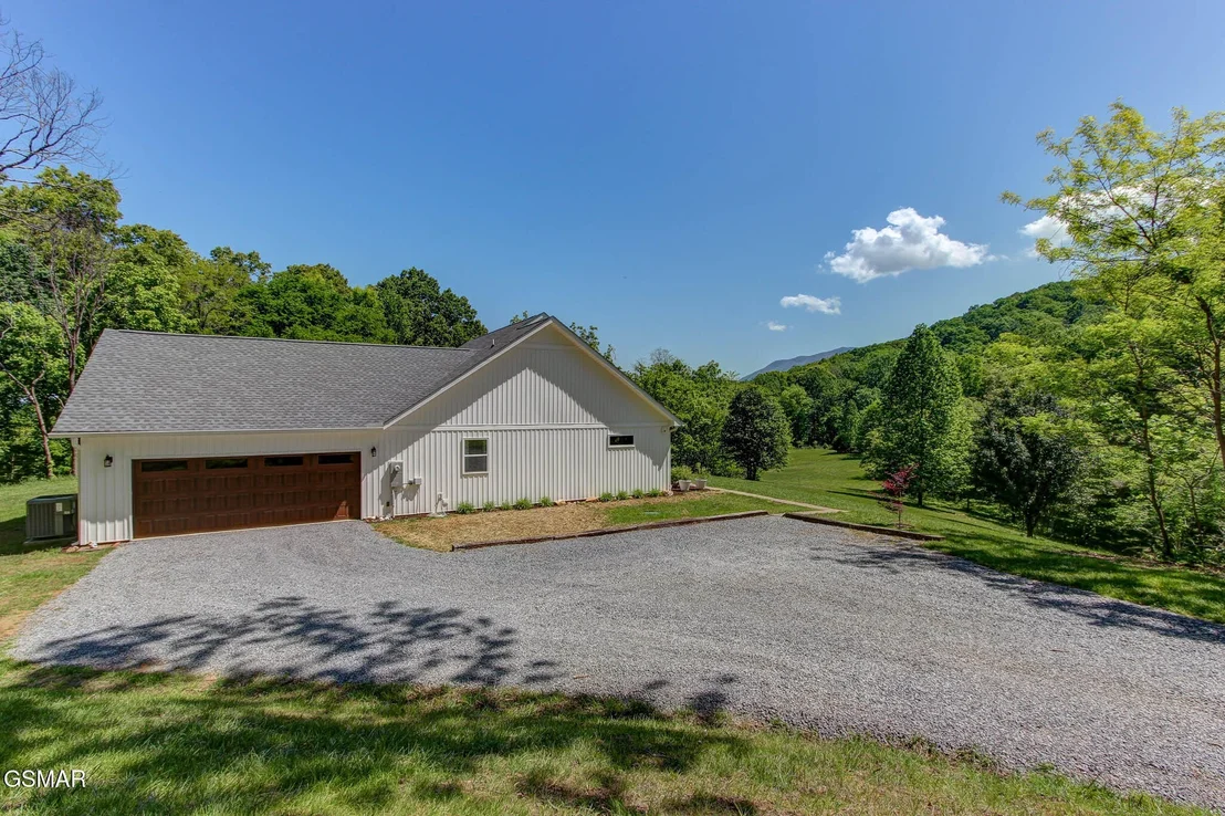 Photo of 3882 Thomas Cross Road