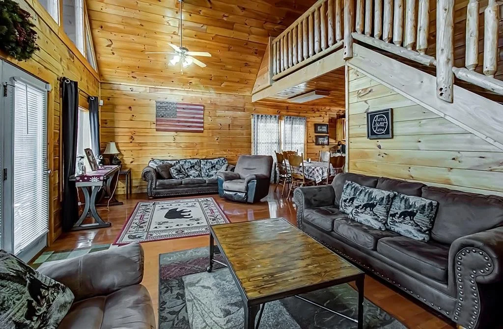 Photo of 1663 Little Cabin Loop