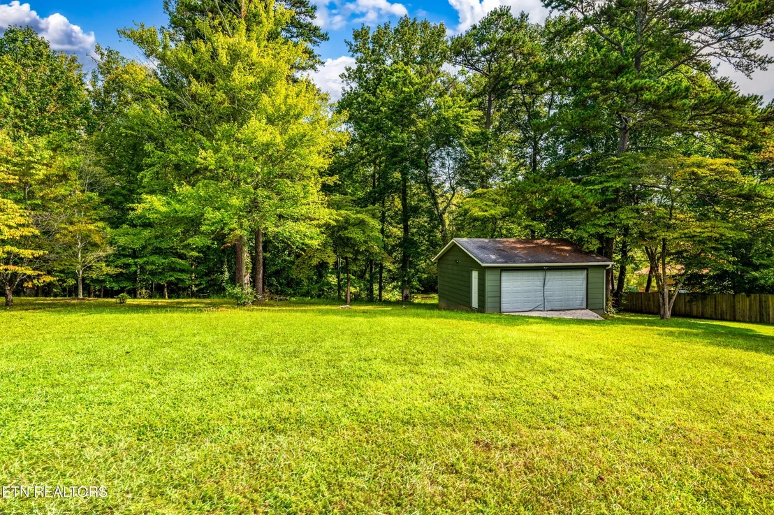 Photo of 1205 Hoss Rd
