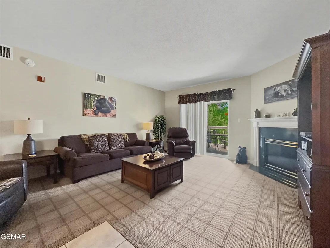 Photo of Unit UNIT424 at 205 Ogle Drive