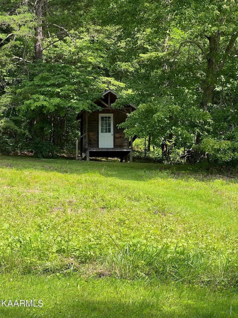 Photo of 392 Chambers Lane