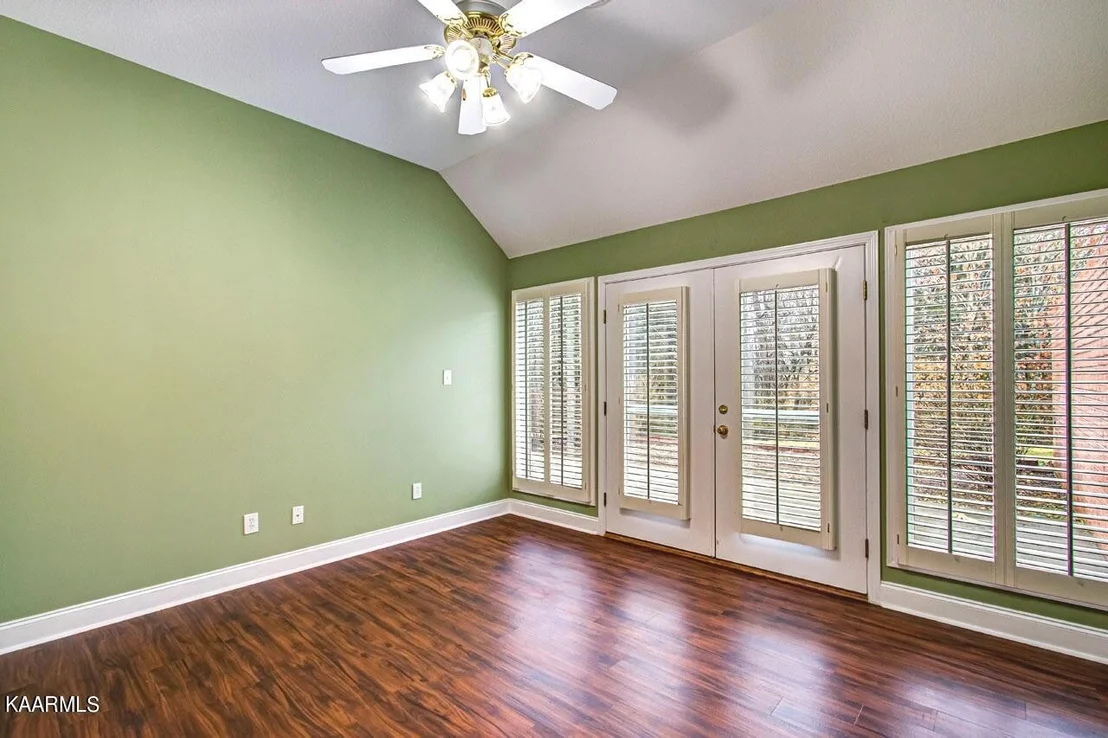 Photo of 1007 Fine Glen Dr.