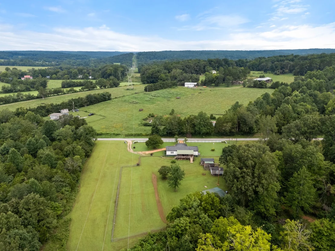 Photo of 6560 Piney River Rd