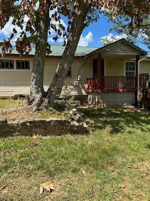 Photo of 732 Hooper Road