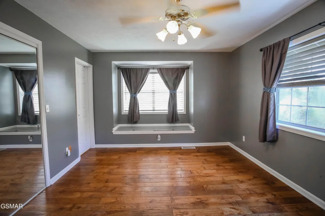 Photo of 820 Matthews Way
