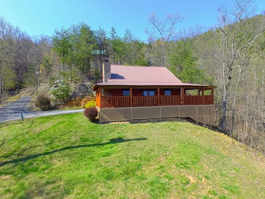 Photo of 1620 BearClaw Way