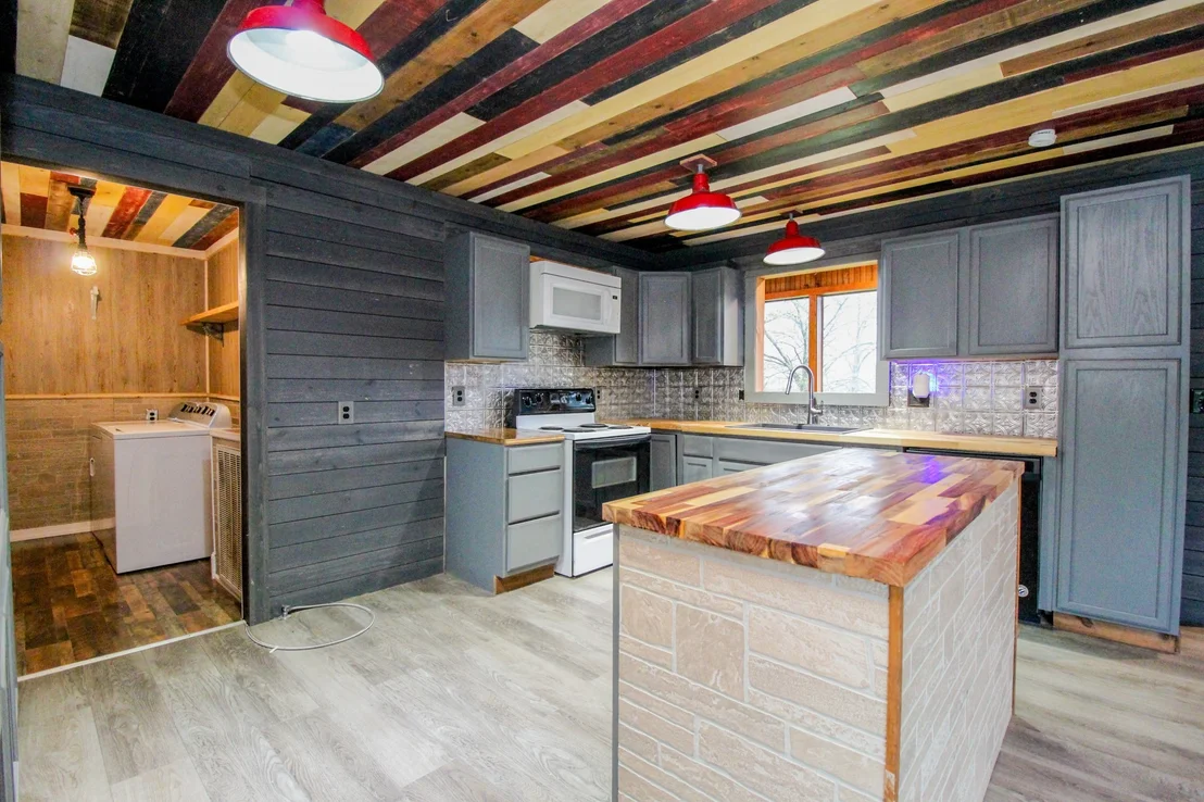 Photo of 326 Fancy Rd