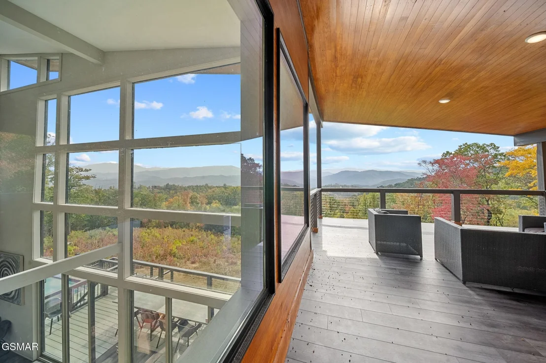 Photo of 3047 Mountaineer Trail