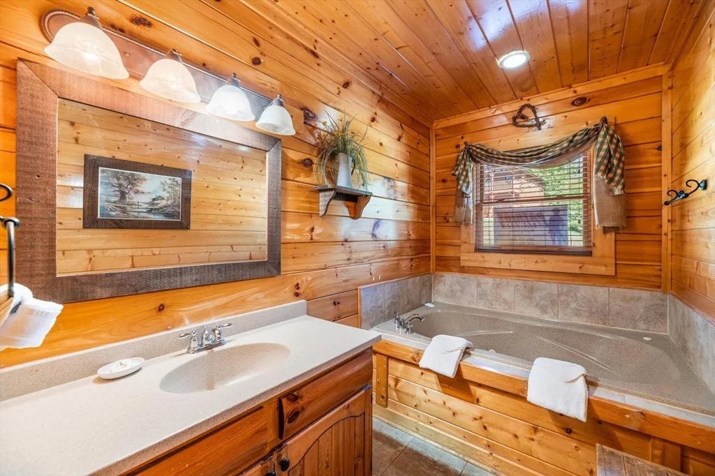 Photo of 2736 Mountain Preserve Drive