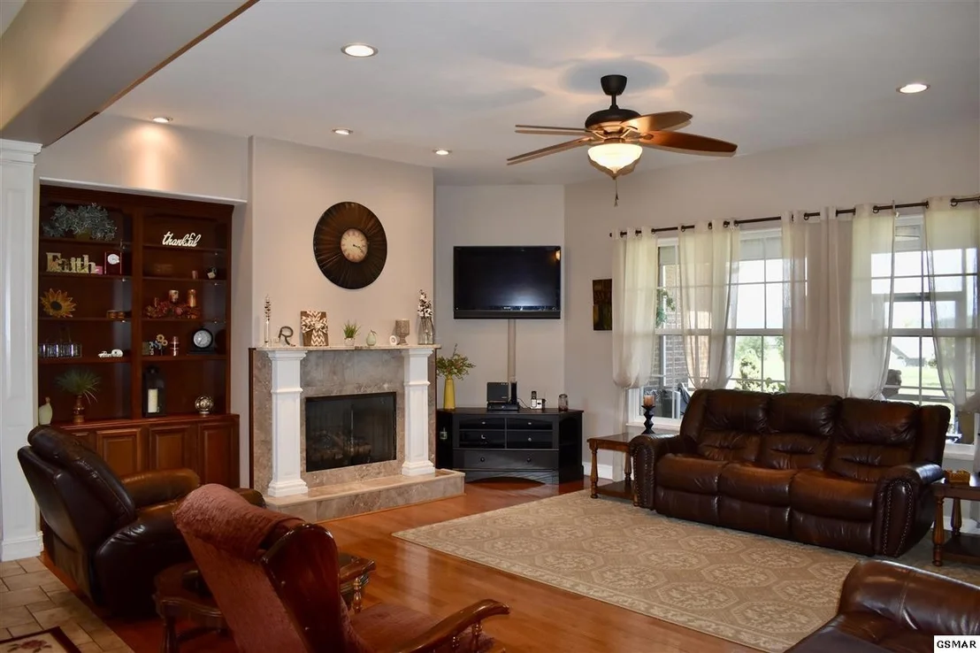 Photo of 1631 Parton Circle