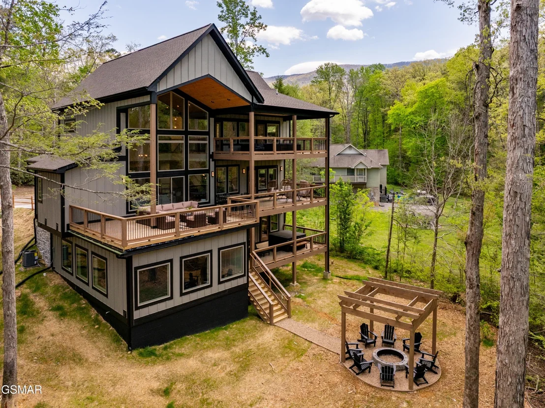 Photo of 3806 Revetta Circle