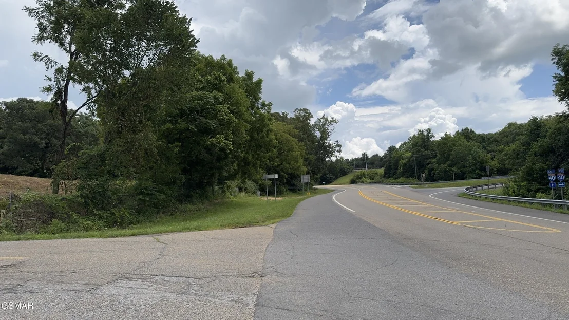 Photo of 415 W Highway 25 70