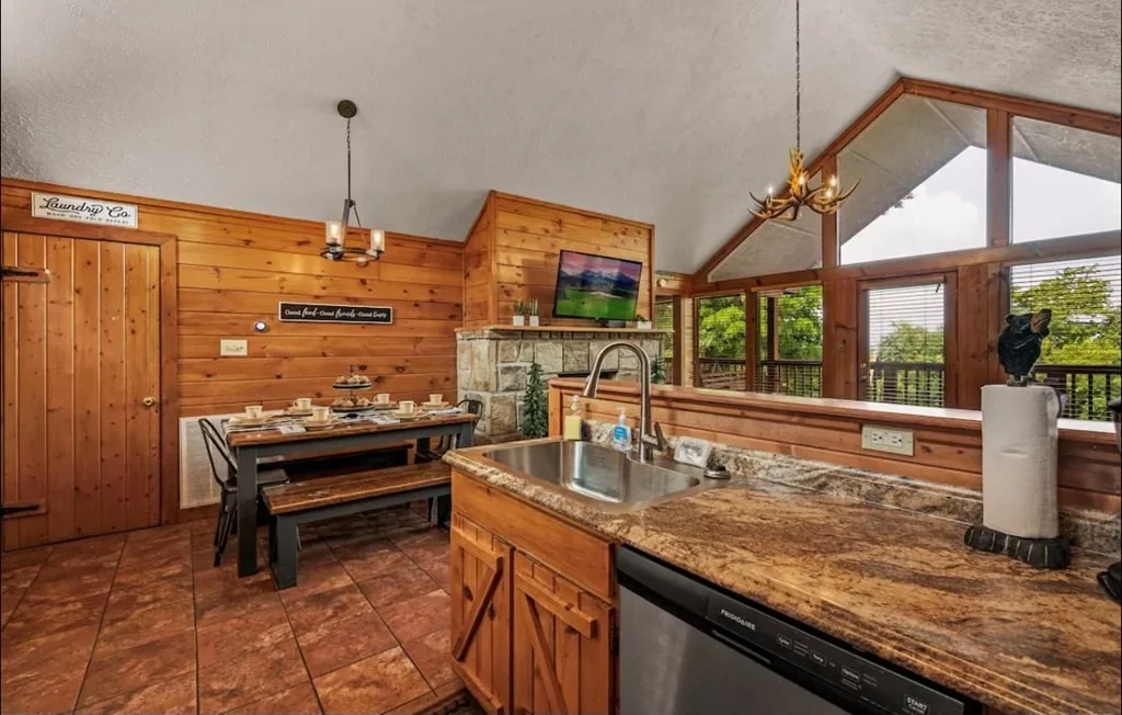 Photo of 2855 Eagle Crest Way