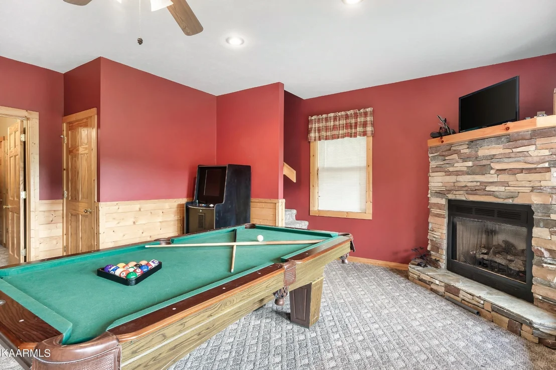 Photo of 4179 Chamberlain Lane