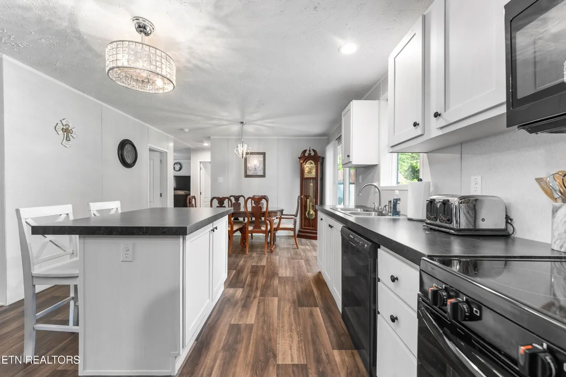 Photo of 409 Bull Run Rd