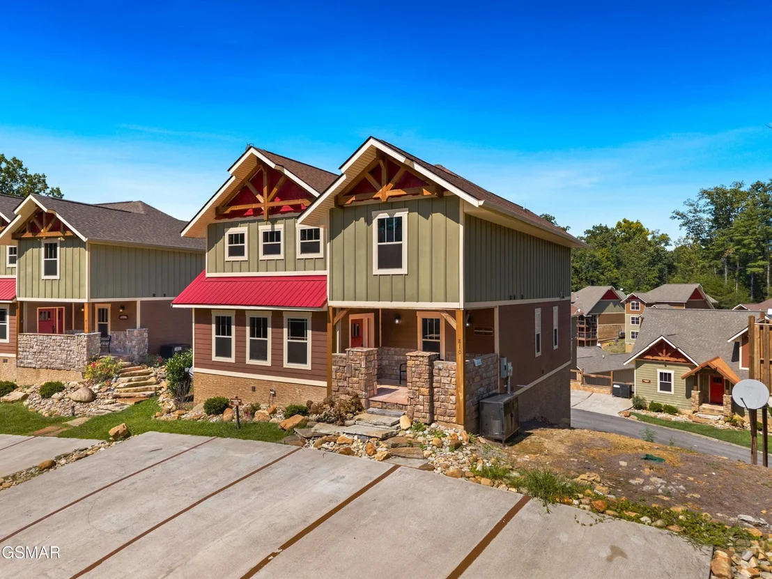 Photo of 810 Blacksmith Way
