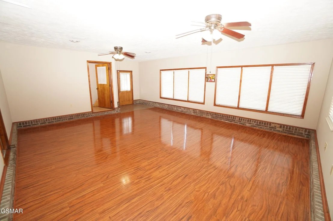 Photo of 483 Shaver Drive