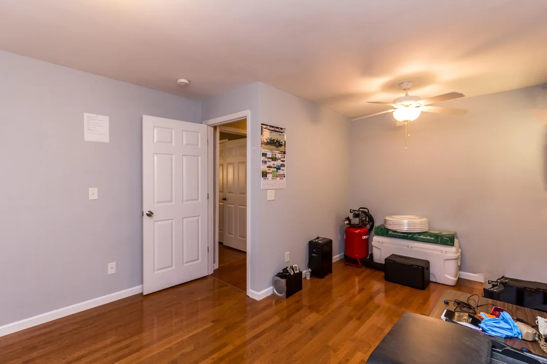 Photo of 171 Davis Road