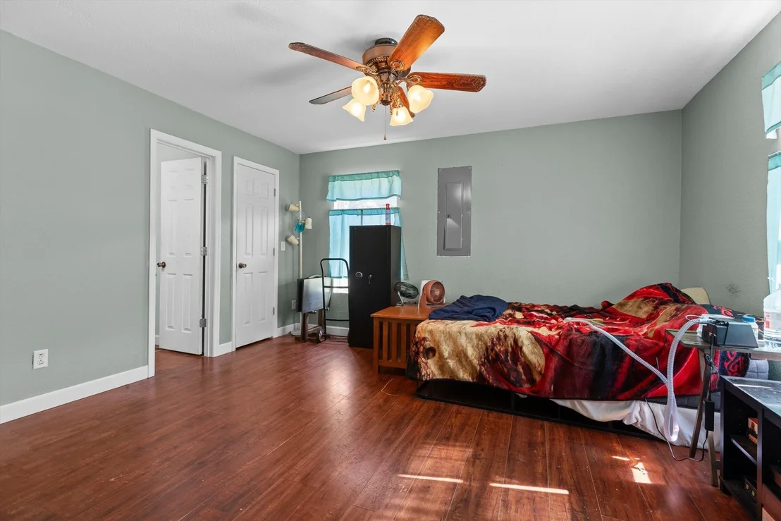 Photo of 227 Cove Trail