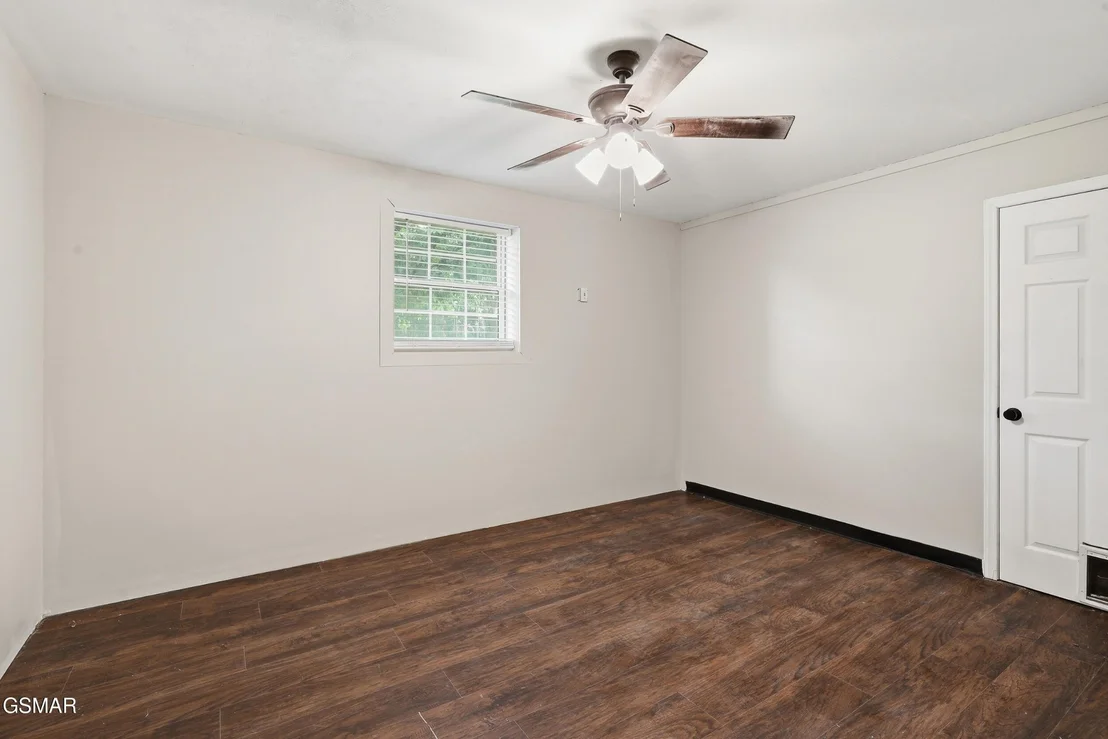 Photo of 223 River Valley Circle