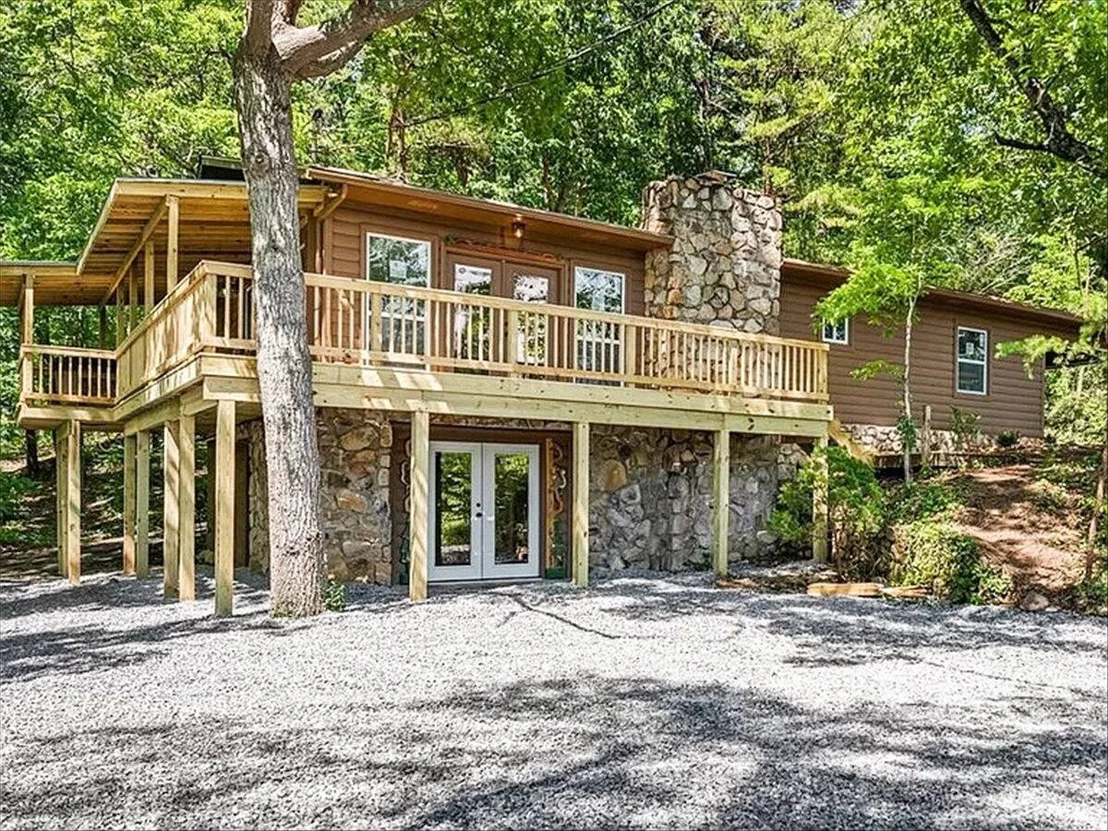 Photo of 2819 Pine Haven Drive